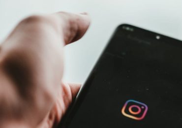 Upleap vs. Kicksta: Which One Grows Your Instagram Followers Safely?