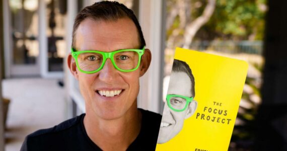 Erik Qualman speaks on focus and future-proof leadership in the age of AI.