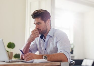 4 Reasons To Work on Your Business, Not in It