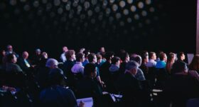 Best Keynote Speakers for Financial Services Conferences