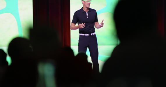 Who-Is-The-Best-Keynote-Speaker-Erik-Qualman