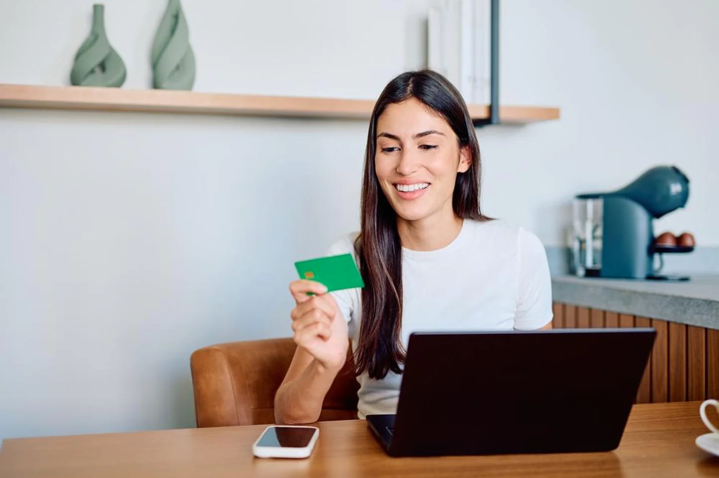 Using Credit Cards to Streamline Recurring Business Subscriptions