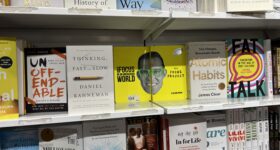 Focus-Book-Airport-Atomic-Habit-James-Clear